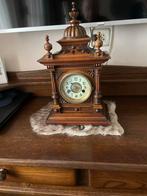 Engelse Tafelklok - Goed Lopende Staat, Antiek en Kunst, Ophalen of Verzenden