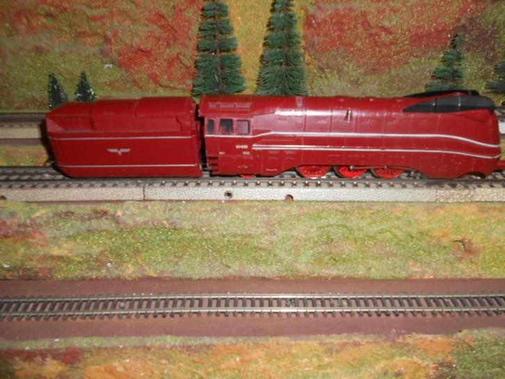 Märklin 3089 rode sneltrein stoomlocomotief Br 03, Hobby en Vrije tijd, Modeltreinen | H0, Zo goed als nieuw, Locomotief, Wisselstroom