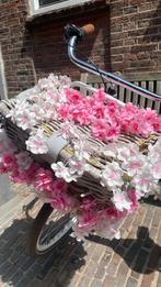 Fietsmand met kunstbloemen, Ophalen, Gebruikt