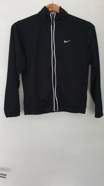 Nike trainingsvest maat 140-152 beschikbaar voor biedingen