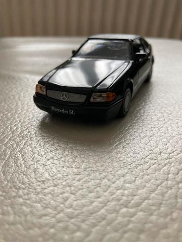 Mercedes Benz 300 SL/500 SL miniatuur beschikbaar voor biedingen