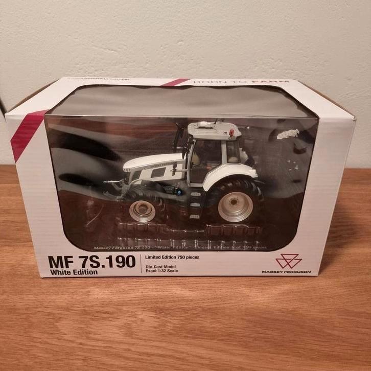 Massey Ferguson 7S.190 Wit Universal Hobbies, Hobby en Vrije tijd, Modelauto's | 1:32, Nieuw, Tractor of Landbouw, Universal Hobbies