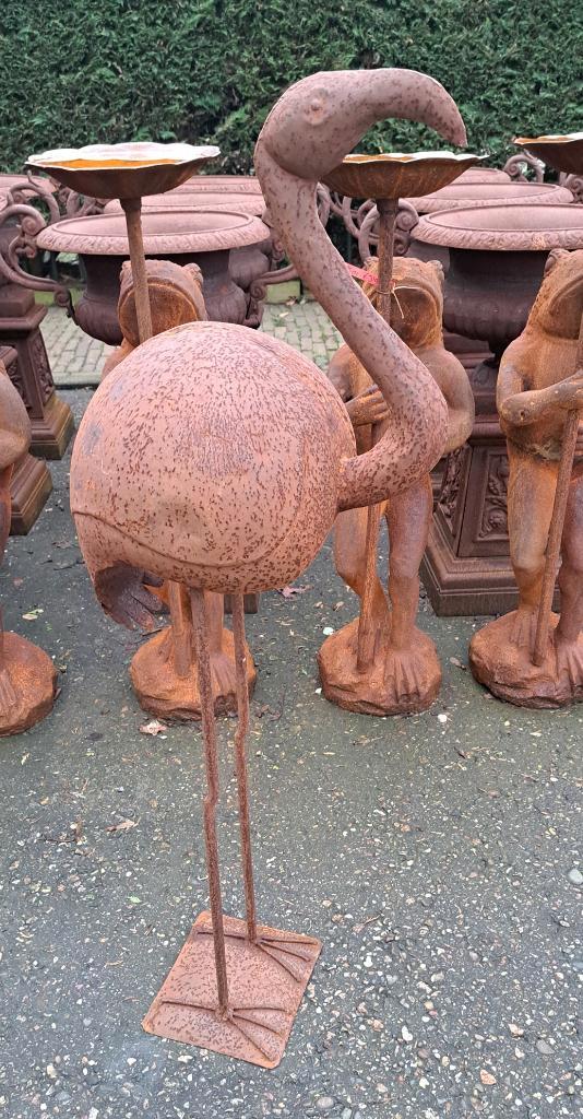 Groot smeedijzer flamingo beeld 108 cm hoog meerdere stuks, Antiek en Kunst, Curiosa en Brocante, Ophalen