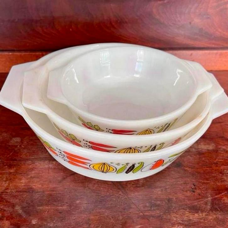 Set van 3 JAJ Pyrex “Harvest” Ovenschalen, Huis en Inrichting, Keuken | Keukenbenodigdheden, Ophalen of Verzenden
