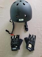 Helm maat L/XL 52-57 cm en handschoenen maat M, Sport en Fitness, Skateboarden, Gebruikt, Ophalen of Verzenden, Bescherming