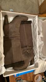 Bruine nabuk leren hoge laarsen maat 39, Hoge laarzen, Bruin, Ophalen of Verzenden, Zo goed als nieuw