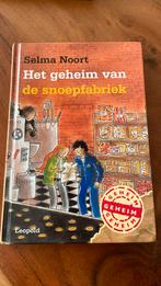 Selma Noort - Het geheim van de snoepfabriek, Selma Noort, Fictie algemeen, Ophalen of Verzenden, Zo goed als nieuw
