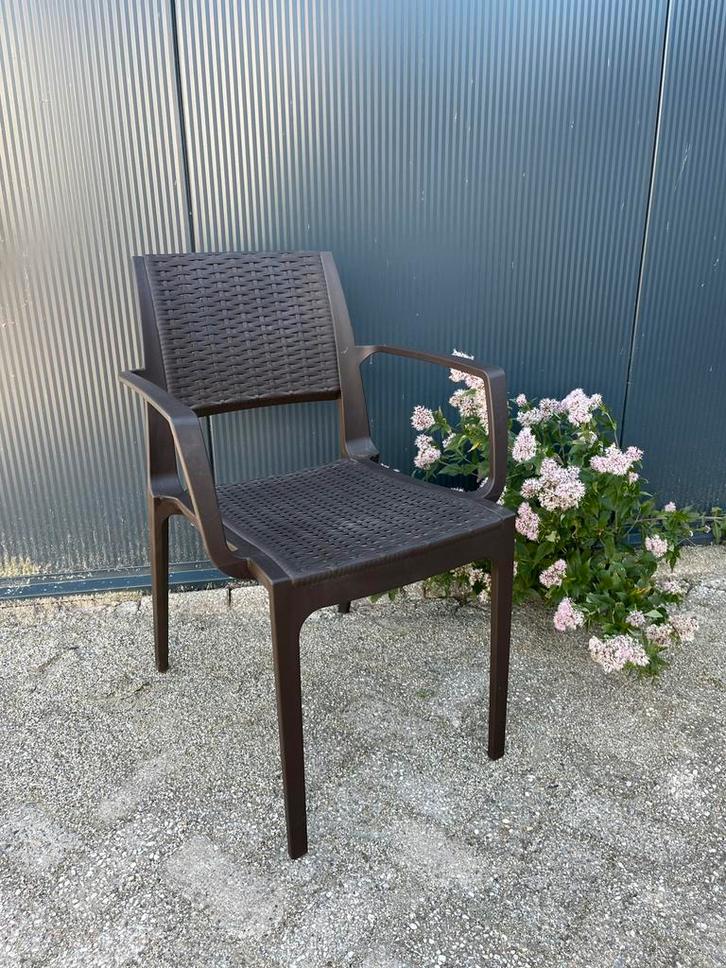 Siësta Capri Rattan Kunststof Stoel, Huis en Inrichting, Stoelen, Nieuw, Vijf, Zes of meer stoelen, Kunststof, Bruin, Ophalen