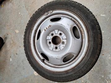 Winterbanden en velgen Mitsubishi Lancer beschikbaar voor biedingen