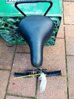 zadel op de stang, Fietsen en Brommers, Fietsaccessoires | Fietsstoeltjes, Ophalen, Zo goed als nieuw, 22 t/m 36 kg, Voetsteuntjes