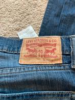 Levi's Jeans - Blauw - Maat W33-W32, Kleding | Dames, Spijkerbroeken en Jeans, Ophalen of Verzenden, Zo goed als nieuw, Blauw