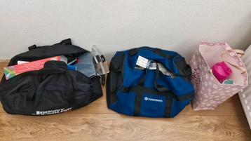 Gratis, rommelmarktspullen beschikbaar voor biedingen