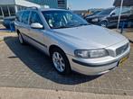 Volvo V70 2.4 T Comfort Line, Auto's, Zwart, 2435 cc, 1565 kg, 92 €/maand