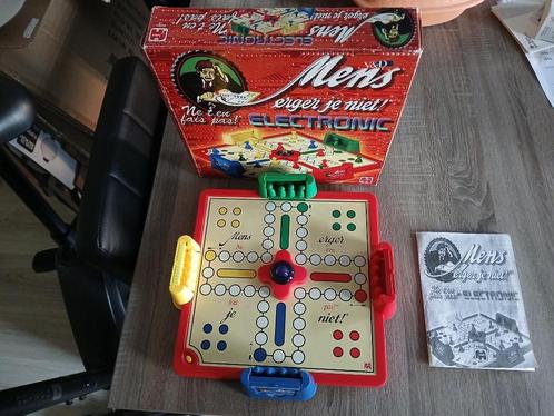 Mens Erger Je Niet Electronic, Hobby en Vrije tijd, Gezelschapsspellen | Bordspellen, Nieuw, Een of twee spelers, Drie of vier spelers