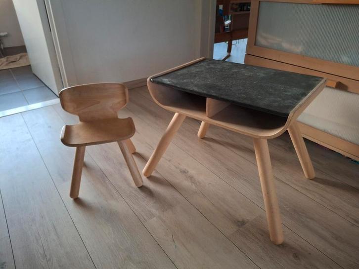 Peuter Bureau met Stoel, Kinderen en Baby's, Kinderkamer | Tafels en Stoelen, Gebruikt, Tafel(s) en Stoel(en), Ophalen