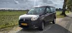 Fiat Doblo 1.4 2011 Rood, Auto's, Fiat, Voorwielaandrijving, 65 €/maand, Doblo, 14 km/l
