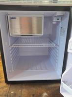 Compressor koelkast met vriesvak Isotherm CR65 EL 12/24 Volt, Caravans en Kamperen, Ophalen, Zo goed als nieuw