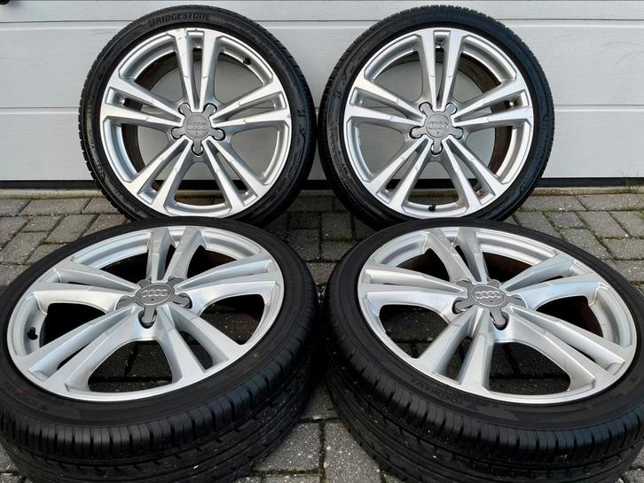 18 Inch Originele Audi A3 Velgen 225/40/18 5x112 !!!, Auto-onderdelen, Banden en Velgen, Banden en Velgen, Zomerbanden, 18 inch