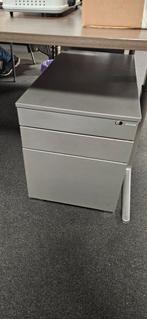 Metalen ladekast - Ideaal voor administratie, Huis en Inrichting, Minder dan 50 cm, Gebruikt, Ophalen of Verzenden, 3 of 4 laden