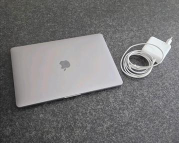Apple Macbook Pro M1 16GB beschikbaar voor biedingen