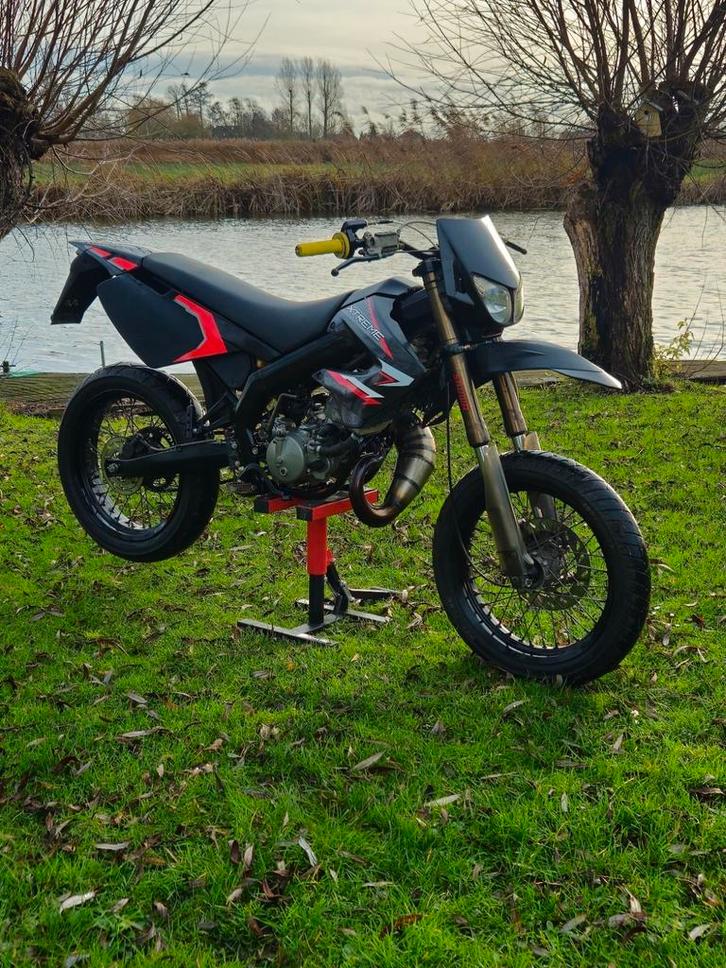 Derbi senda sdr, Fietsen en Brommers, Brommers | Crossbrommers, Zo goed als nieuw, Overige merken, Ophalen