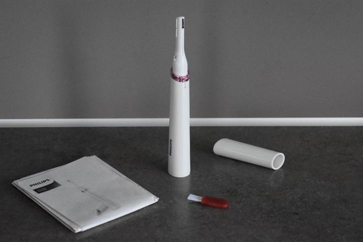 Philips HP6388 Touch-up pen trimmer voor vrouwen NIEUW, Witgoed en Apparatuur, Persoonlijke-verzorgingsapparatuur, Nieuw, Scheren en Epileren
