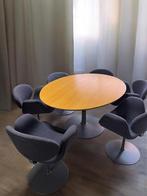 Artifort Circle 3 eettafel in perfecte staat, Huis en Inrichting, Ophalen, Luxe design, Overige materialen, 100 tot 150 cm