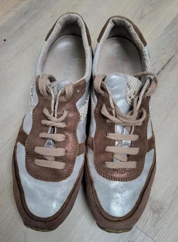 PS Poelman/ Nelson sneakers, maat 39. I.z.g.s. beschikbaar voor biedingen