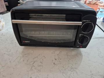 Camping oven alpina 800w  beschikbaar voor biedingen