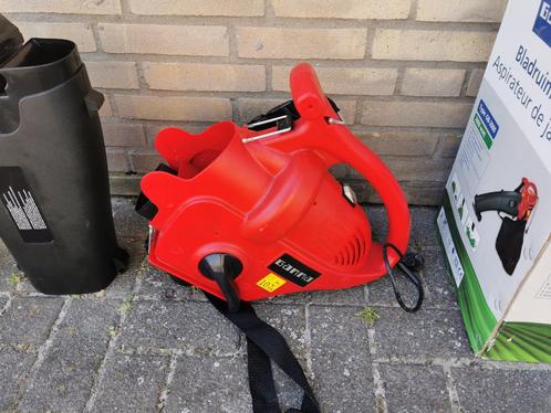 GAMMA Electrische bladruimer, zgan, Tuin en Terras, Bladblazers, Zo goed als nieuw, Handgedragen, Elektrisch, Met opvangzak, Met neuswiel