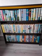 Kast met ca 80 Boeken, veelal Streekromans, Ophalen, Gelezen, Diverse