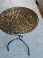 Goudkleurige bijzettafel. 44 cm diameter 60 hoog, Huis en Inrichting, Minder dan 55 cm, Metaal of Aluminium, Rond, Ophalen