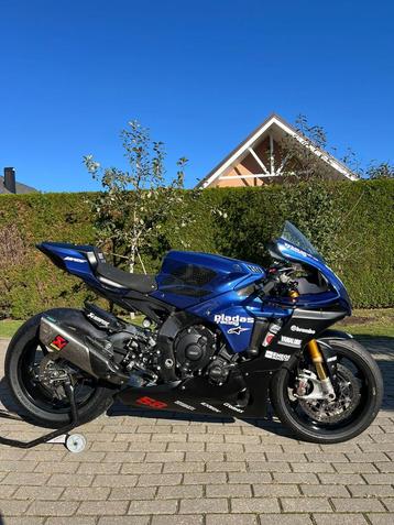 R1M 2022 race motor beschikbaar voor biedingen