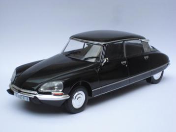 Citroen DS 23 Pallas zwart Salvat 1:24 beschikbaar voor biedingen