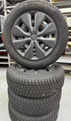 Winterbanden op velg Citroen C3/DS3/C4 Cactus, Peugeot 208, Auto-onderdelen, Banden en Velgen, Ophalen, Gebruikt, 15 inch, Banden en Velgen