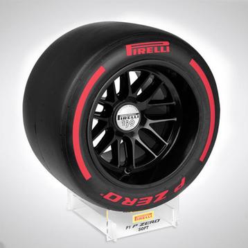 Pirelli Pole Position / Windtunnel Tyre 18” – schaal 1:2 ! beschikbaar voor biedingen