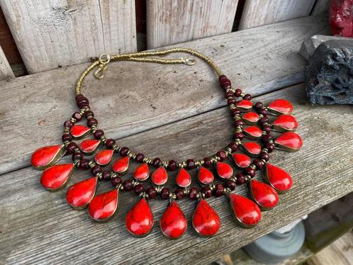 Prachtige Afghaanse Kuchi ketting met Koraal., Sieraden, Tassen en Uiterlijk, Kettingen, Nieuw, Steen of Mineraal, Rood, Met edelsteen