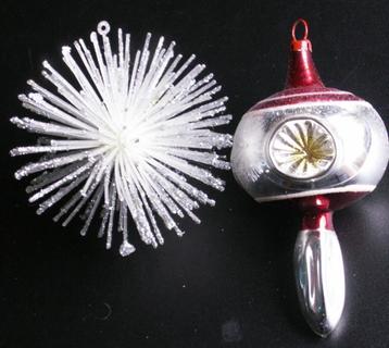 2 oude kerstversieringen zie foto beschikbaar voor biedingen