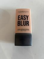 Huda beauty easy blur foundation, Ophalen of Verzenden, Zo goed als nieuw, Beige, Gehele gezicht