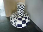 design vaas blauw/wit, 50 tot 75 cm, Blauw, Aardewerk of Porselein, Ophalen of Verzenden