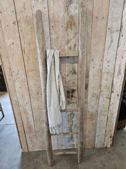 oude trap ``WOONWINKEL RUSTIEK``, Antiek en Kunst, Antiek | Woonaccessoires, Ophalen of Verzenden
