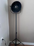 Industriële vloerlamp, Huis en Inrichting, Lampen | Vloerlampen, Ophalen, Zo goed als nieuw, Metaal, Minder dan 100 cm