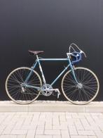 Gezocht Lokomotief racefiets 60'jaren 'Brussels blauw', Fietsen en Brommers, Overige merken, Gebruikt, Ophalen of Verzenden, 57 tot 61 cm