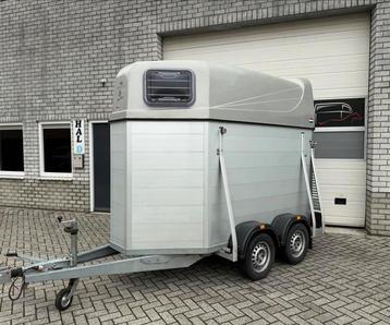 TOP STAAT X-trail Jade 1.5 paards paardentrailer B rijbewijs beschikbaar voor biedingen