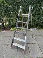 Antieke huishoudtrap jaren 20, Doe-het-zelf en Verbouw, Ladders en Trappen, Ophalen, Gebruikt, Minder dan 2 meter