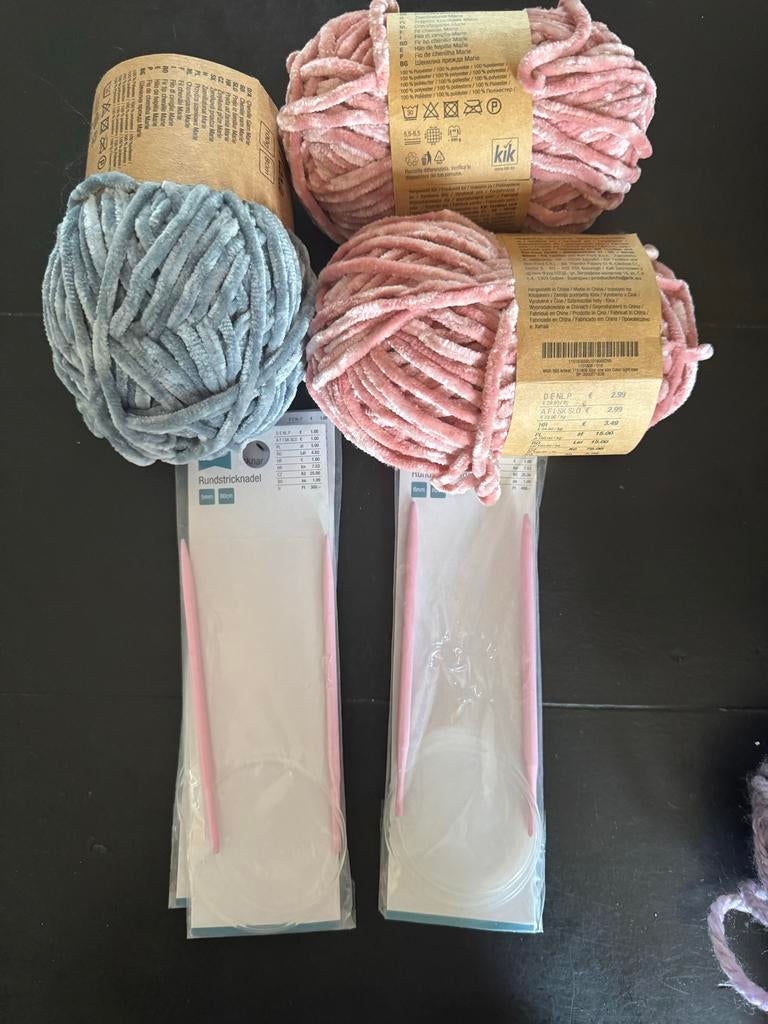 Wol en breinaalden set, Ophalen of Verzenden, Zo goed als nieuw, Breien, Wol of Garen