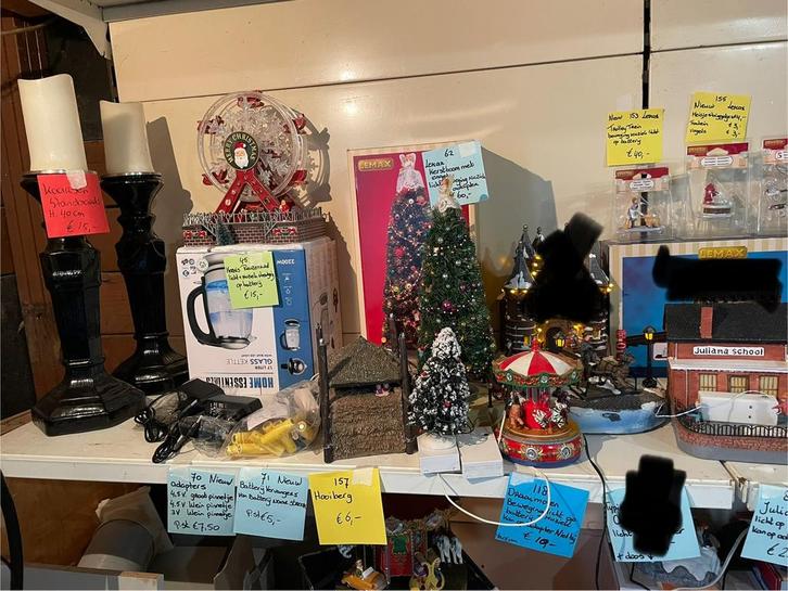 Heel veel kerstdorp oa Lemax intratuin Luville enz, Diversen, Kerst, Zo goed als nieuw, Ophalen