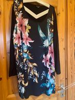 Top zwart met orchideeen M collection Oto 73 lengte 82, Kleding | Dames, M collection, Ophalen of Verzenden, Zo goed als nieuw