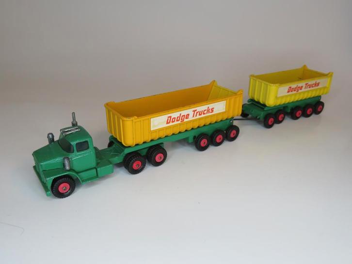 Dodge truck met Fruehauf kippers, Hobby en Vrije tijd, Modelauto's | Overige schalen, Gebruikt, Bus of Vrachtwagen, Ophalen of Verzenden