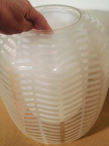 Vintage glazen (plafond)lamp - jaren 60/70 beschikbaar voor biedingen
